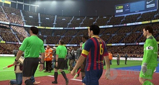 實(shí)況足球2015諾坎普球場(chǎng)補(bǔ)丁 v1.0 綠色版 0