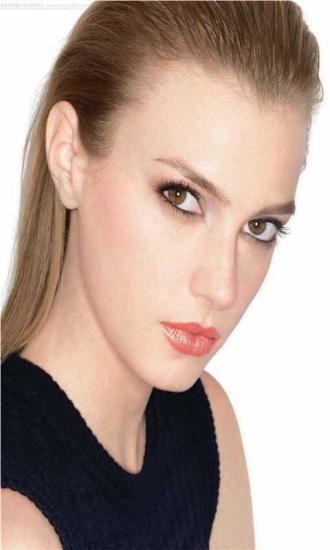 悅己SELF(時(shí)尚雜志) v2.0.0 安卓版 1