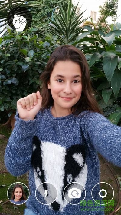 輕松自拍手機(jī)版 v1.2 安卓版 1