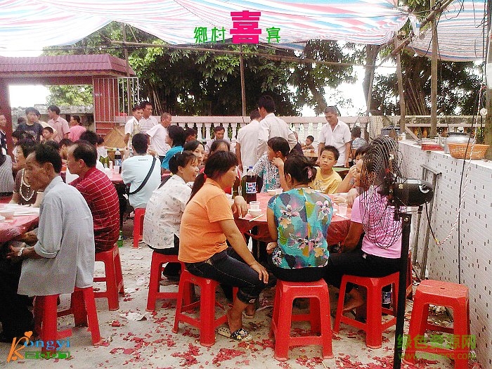 鄉(xiāng)村喜宴 鄉(xiāng)村喜宴