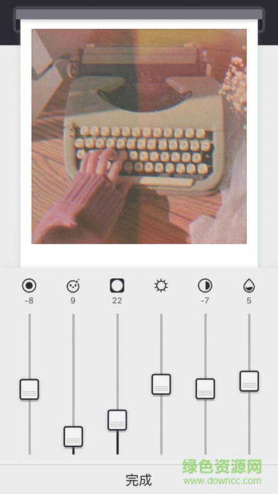 MolyCam復(fù)古相機ios版 v1.5.1 iPhone版 0