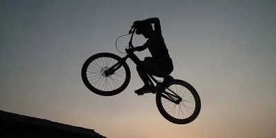 特技自行車游戲