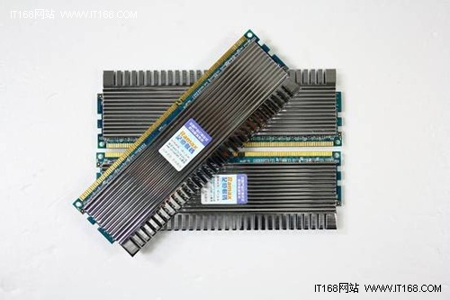 常見內(nèi)存故障 金手指保養(yǎng)很重要