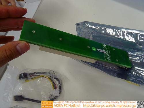 DIY精神入侵筆記本獨(dú)顯轉(zhuǎn)接卡現(xiàn)身