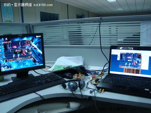 誤區(qū)八：家里電腦與液晶顯示器一開幾天