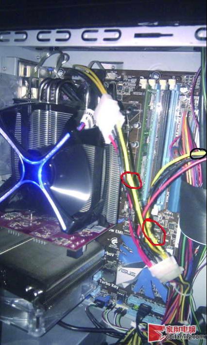 電腦自動重啟 發(fā)現(xiàn)有根電源線都燙軟了