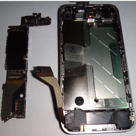 依次拆開螺絲并斷開主板