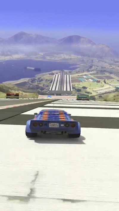 天空飛躍特技車 v1.0.1 安卓版 0